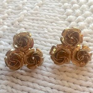 Coro Vintage Floral Clip-on Earrings